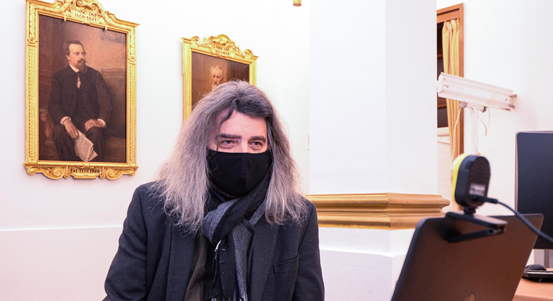 Primátor Martin Baxa pogratuloval k šedesátinám básníku Ivo Huclovi