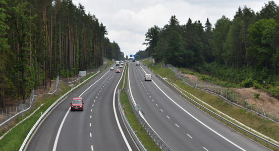 Nový úsek silnice Třemošenský rybník – Orlík uvedl do provozu ministr dopravy