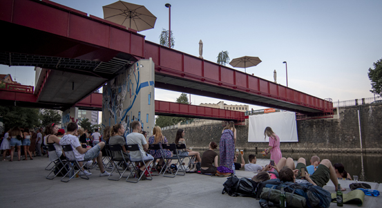 Letní Off program Finále Plzeň zve na filmové večery