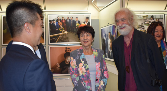 Jak se žije Vietnamcům v ČR? Odpovídá výstava v mázhauzu radnice