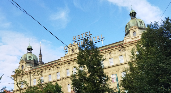 Plzeňská knihovna připomene historii Hotelu Continental, výstavu zahájí autorské čtení