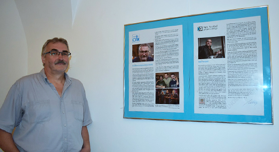 Avik mapuje už tři desítky let nejen regionální hudební scénu. A je u toho i grafik Petr Vrobel