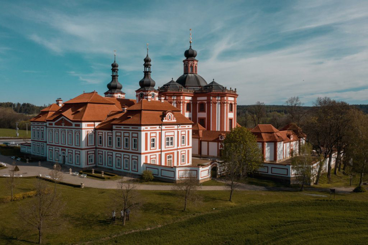 Mariánská Týnice – dostavba východního ambitu (zdroj: www.stavbarokupk.cz)