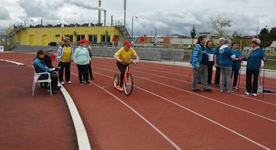 Senioři z Plzeňského kraje změřili své síly na atletickém stadionu