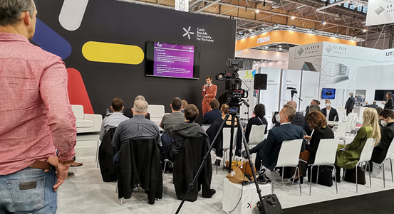 Jaké možnosti nabízí sítě nových generací českým městům v jejich rozvoji? Plzeň se prezentovala v Brně