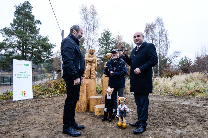Otevření stezky (fotografie: M. Pecuch)