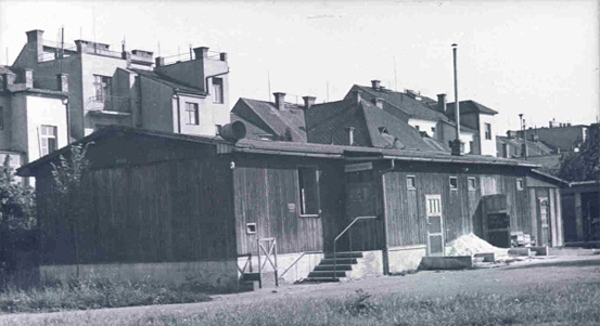 Plzeňské loutkové divadlo V Boudě hraje pro děti od roku 1928. Letos nabízí přes 20 divadelních her