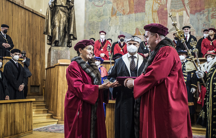 Zdroj fotografií: Univerzita Karlova