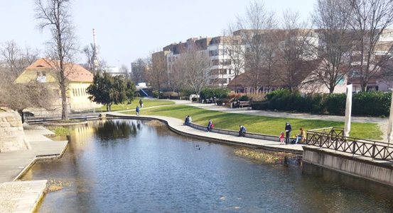 Jezírko v Mlýnské strouze čeká jarní úklid