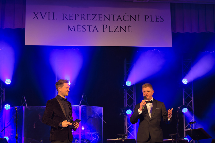Ples města Plzně (fotografie: R. Muchka)