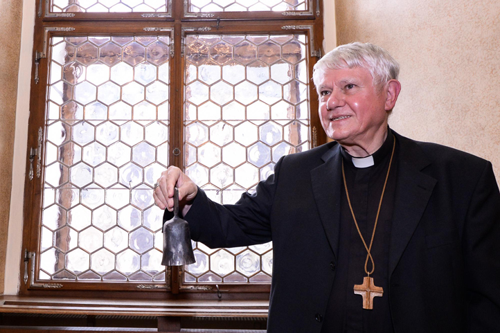 Biskup Václav Malý převzal Cenu 1. června (foto: M. Pecuch, 1.6.2022)