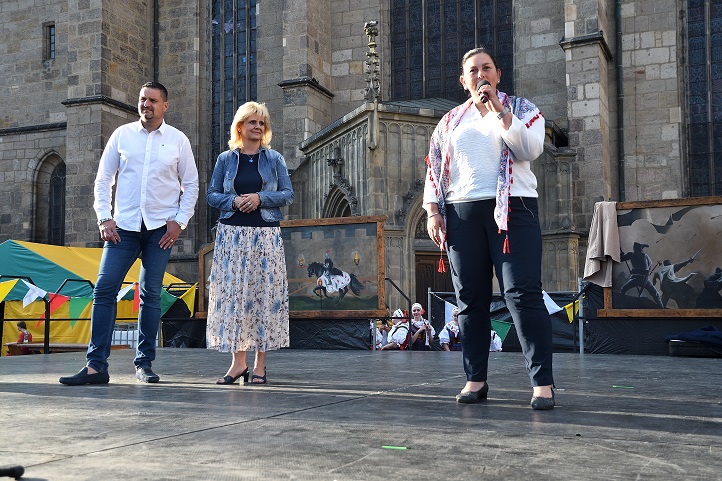 Historický víkend si užily tisíce lidí, vyvrcholil ohňovou show a pyromuzikálem