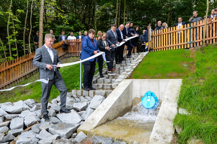 Zahájení dopouštění Velkého boleveckého rybníku (fotografie: M. Pecuch)