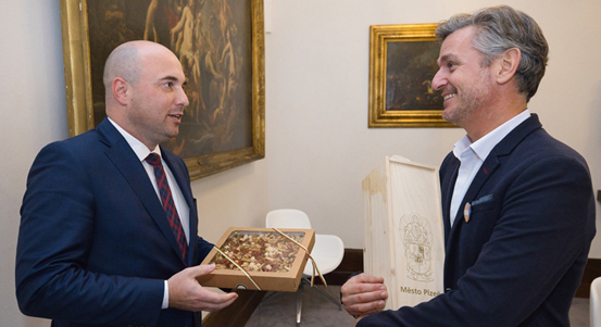 Blahopřání a díky si vyslechl držitel prestižní Ceny Thálie Lumír Olšovský