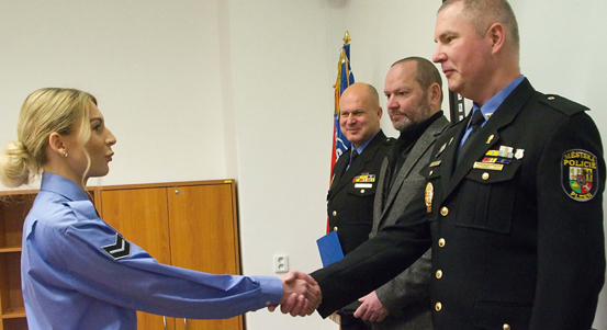 Pět nových strážníků přivítala do svých řad Městská policie Plzeň