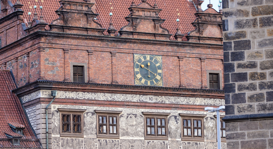 Plzeň „porcuje medvěda“, rozdělí z přebytku stovky milionů