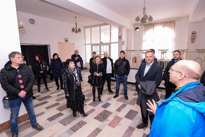 Pracovní skupina si prohlédla KD Peklo (fotografie: M. Pecuch)