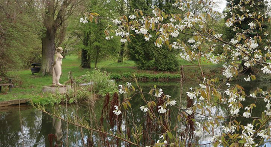 Oázy klidu plné zeleně se znovu otevřou veřejnosti
