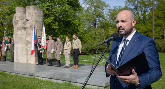 Slavnosti svobody: Uctění památky obětí válek i vzpomínání na veterány