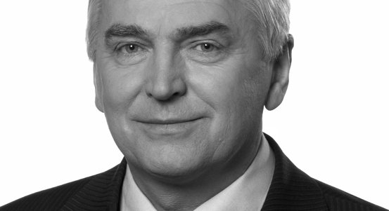 Zemřel emeritní rektor Západočeské univerzity v Plzni Zdeněk Vostracký