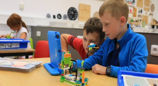 Vybírejte z kroužků v Centru robotiky, registrace na nový školní rok začnou 11. července