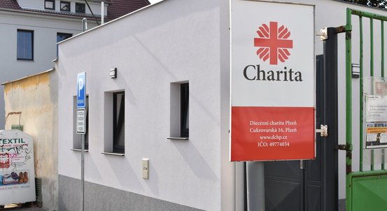 Z bývalé vrátnice město vystavělo nové zázemí pro lidi bez přístřeší