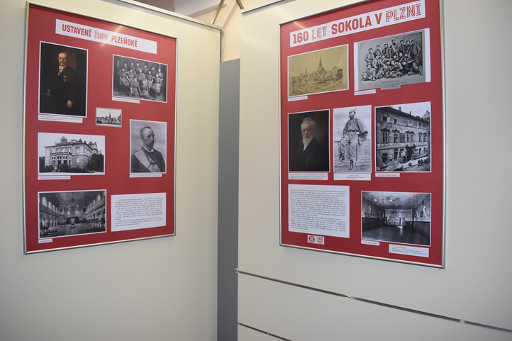 Fotografie z výstavy: H. Josefová
