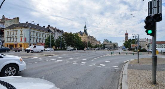Křižovatku v centru města čeká oprava semaforů, provoz bude regulovat policie