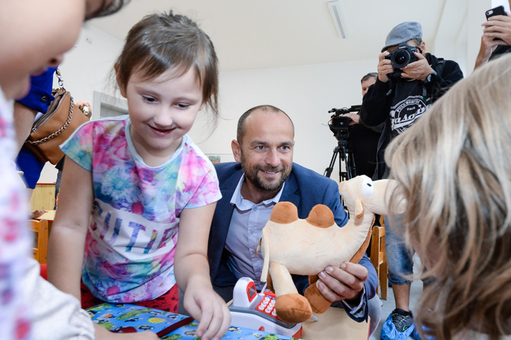 Slavnostní otevření školky (fotografie: M. Pecuch)