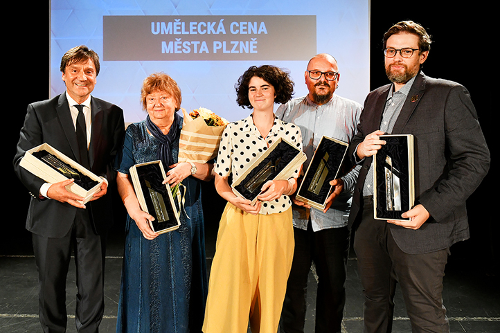 Předávání uměleckých cen (fotografie: M. Chaloupka)