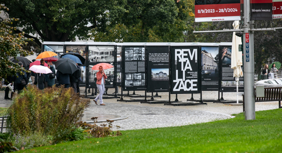 Panelová výstava představí veřejnosti novou podobu komplexu městských lázní