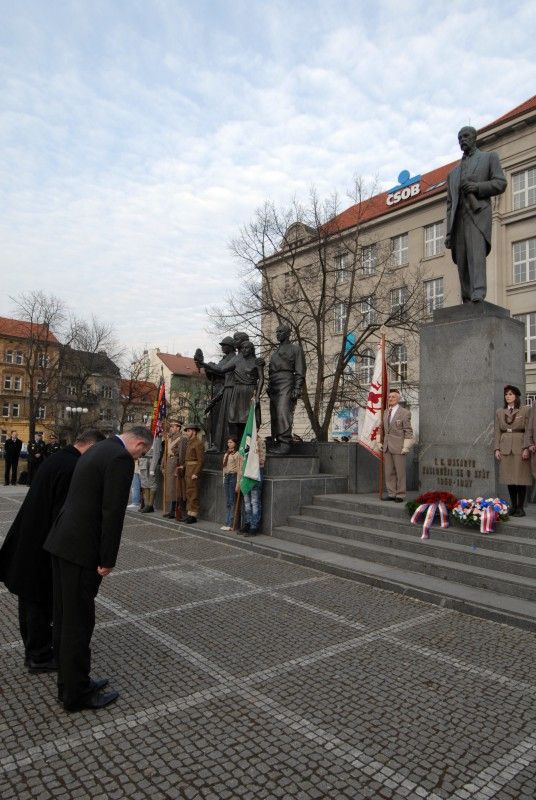 Památku T. G. Masaryka, prvního československého prezidenta, uctilo město Plzeň a hejtmanství Plzeňského kraje ve středu 7. března 2012 vzpomínkovým aktem u příležitosti 162. výročí jeho narození.