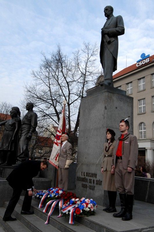 Památku T. G. Masaryka, prvního československého prezidenta, uctilo město Plzeň a hejtmanství Plzeňského kraje ve středu 7. března 2012 vzpomínkovým aktem u příležitosti 162. výročí jeho narození.