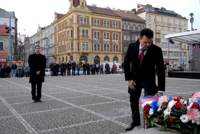 Památku T. G. Masaryka, prvního československého prezidenta, uctilo město Plzeň a hejtmanství Plzeňského kraje ve středu 7. března 2012 vzpomínkovým aktem u příležitosti 162. výročí jeho narození.