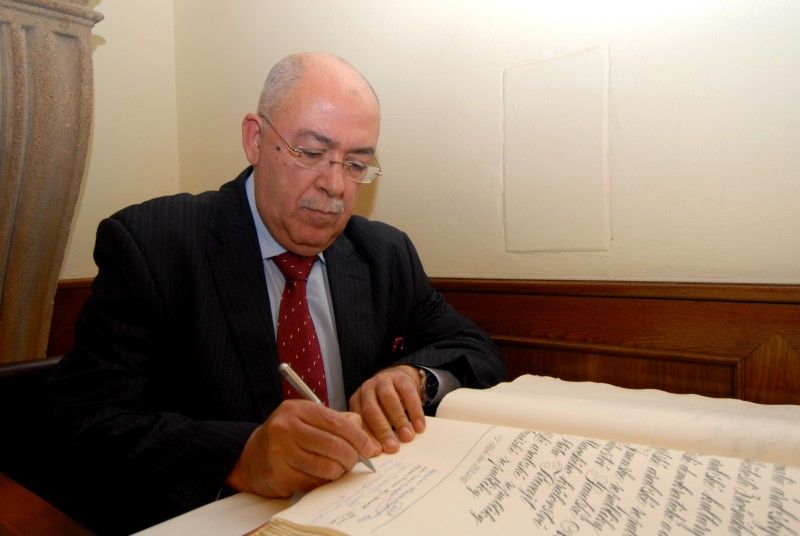 V odpoledních hodinách (29.3.2012) přijali primátor Martin Baxa a náměstkyně Eva Herinková arabské ambasadory či jejich zástupce na plzeňské radnici. „Obraz arabské kultury je především díky médiím pokřivený, proto je důležité, že se tento festival (Arabfest) snaží ukázat pravou tvář naší kultury,“ zaznělo při setkání, které se stalo výjimečným počtem diplomatických zástupců z arabského světa v jeden okamžik na plzeňské radnici.