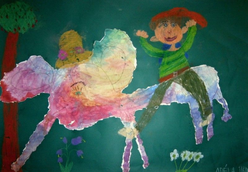 Dvacet čtyři škol, 691 přihlášených prací, z toho 263 vystavených v galerii Paletka. Mezi nimi kresby, malby, loutky. Taková je bilance výtvarné soutěže pro děti a mládež na téma Plzeňské děti Jiřímu Trnkovi, kterou v únoru letošního roku u příležitosti 100. výročí narození významného plzeňského rodáka Jiřího Trnky vyhlásilo město Plzeň ve spolupráci s galerií Paletka. Děti se mohly nechat volně inspirovat jeho dílem, ale i vlastními prožitky, pohádkami, animovanými filmy, loutkou nebo literárními podklady. (25.4.2012)