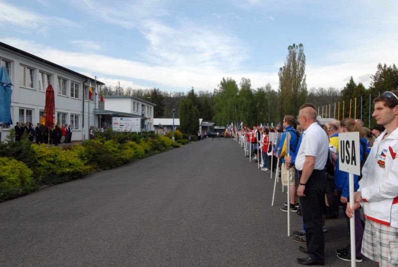 Pětidenní střelecké klání odstartovalo včera odpoledne (2.5.2012) v areálu armádní střelnice v Lobzích. Nejpočetnější střelecká soutěž v České republice i v Evropě je součástí oslav osvobození Plzně americkou armádou. Je tradiční akcí určenou pro reprezentaci a nominované střelce České republiky.