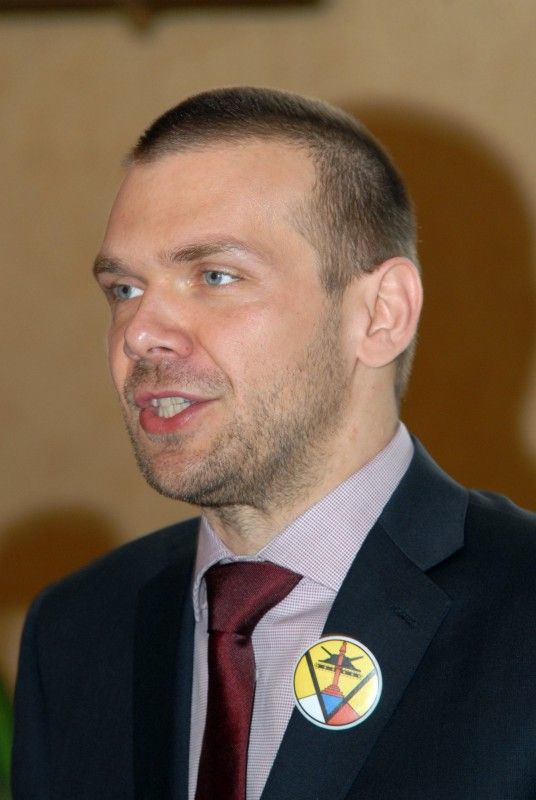 V obřadní síni plzeňské radnice se v sobotu (5.5.2012) odpoledne konalo vyhlášení literární soutěže o Cenu Jana Palacha, kterou poprvé v roce 1990 uspořádali členové Bratrstva 17. střeleckého pluku z belgického Liége. Vítězem se stal student Masarykova gymnázia Jan Bohuslav, jehož esej ve francouzštině na téma Úloha vzpomínek byla vyhodnocena jako nejlepší.