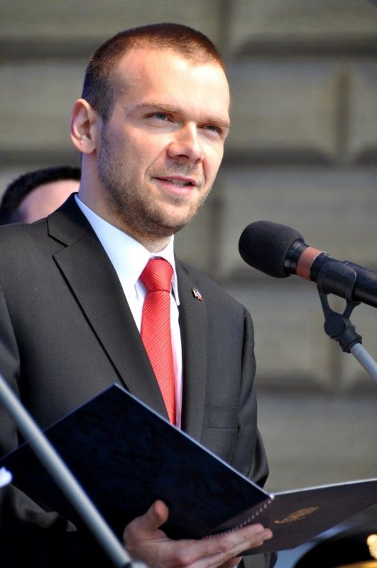 Vzpomínkovým aktem u památníku Díky, Ameriko! vyvrcholily (6.5.2012) třídenní Slavnosti svobody, kterými si každoročně Plzeň připomíná osvobození americkou armádou v květnu 1945. Foto: Z. Kubalová