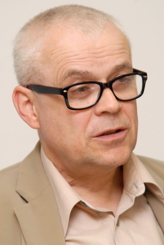 Bývalý evropský komisař pro zaměstnanost, sociální věci a rovné příležitosti Vladimír Špidla ve středu (9.5.2012) navštívil Plzeň. V doprovodu náměstkyně Evy Herinkové, náměstka Martina Zrzaveckého a radního pro sociální věci a zdravotnictví Jiřího Kuthana společně navštívili některá plzeňská sociální zařízení, konkrétně Domov pro seniory svatého Jiří a Domov svatého Františka ve Wenzigově ulici, který provozuje azylový dům, nízkoprahové denní centrum a noclehárnu pro lidi bez domova. Návštěvě předcházelo pracovní jednání, jehož ústředním tématem byla problematika sociálních služeb