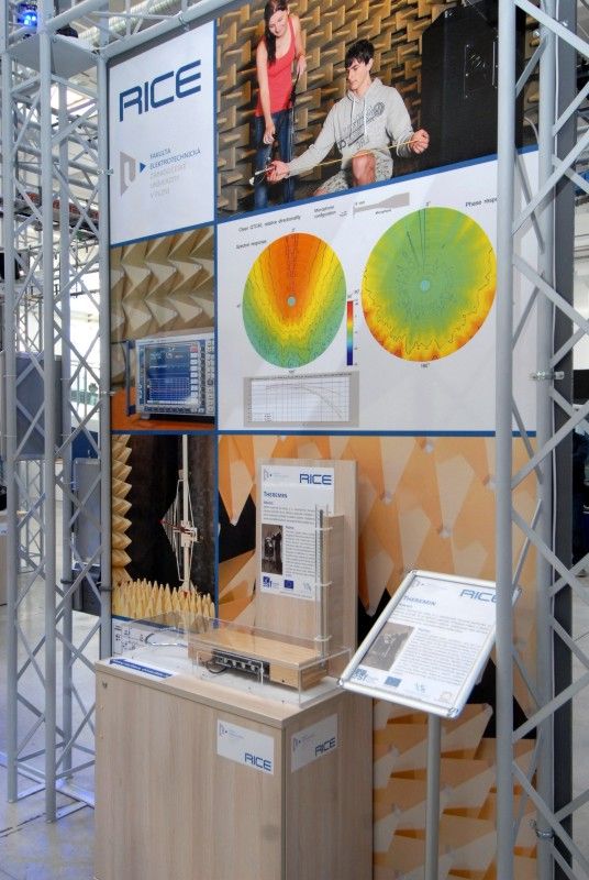 Magnetickou kapalinu, která dokáže téct do kopce, nebo hudební nástroj, na nějž lze hrát bez doteku, a mnoho dalších zajímavých exponátů představuje nová expozice v Techmania Science Center. Hravým způsobem přibližuje práci a vědecké výsledky odborníků ze Západočeské univerzity v Plzni. Připravilo ji Regionální informační centrum elektrotechniky (RICE). Návštěvníkům umožní seznámit se zejména s originálními magnetickými jevy či atraktivními přístroji. Slavnostního otevření expozice, které se uskutečnilo v úterý (5.3.2013) dopoledne, se za město zúčastnil náměstek primátora Martin Zrzavecký.