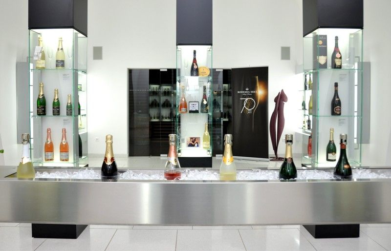 Prohlášení o spolupráci ve středu 20. března 2013 svým podpisem a následným přípitkem stvrdili primátor Martin Baxa a jednatel společnosti Ondřej Beránek.