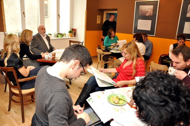 Téma: Dopravu v Plzni omezí řada stavebních akcí a uzavírek. (foto: 27.3.2013)