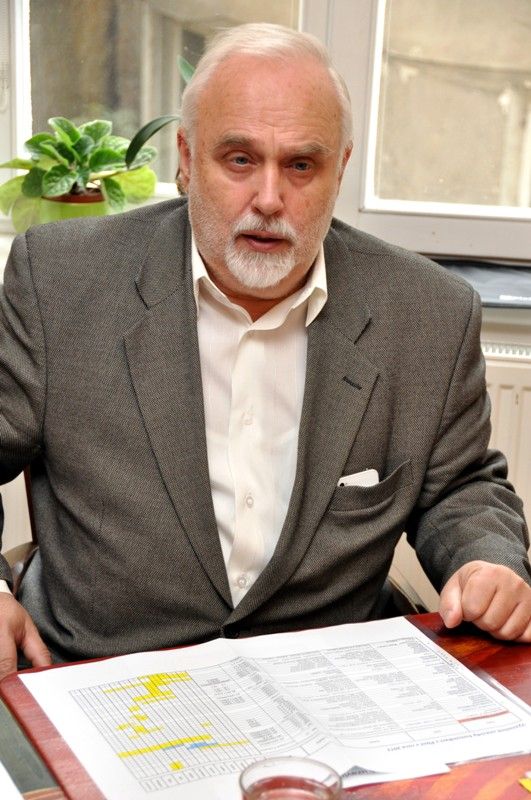 Téma: Dopravu v Plzni omezí řada stavebních akcí a uzavírek. (foto: 27.3.2013)