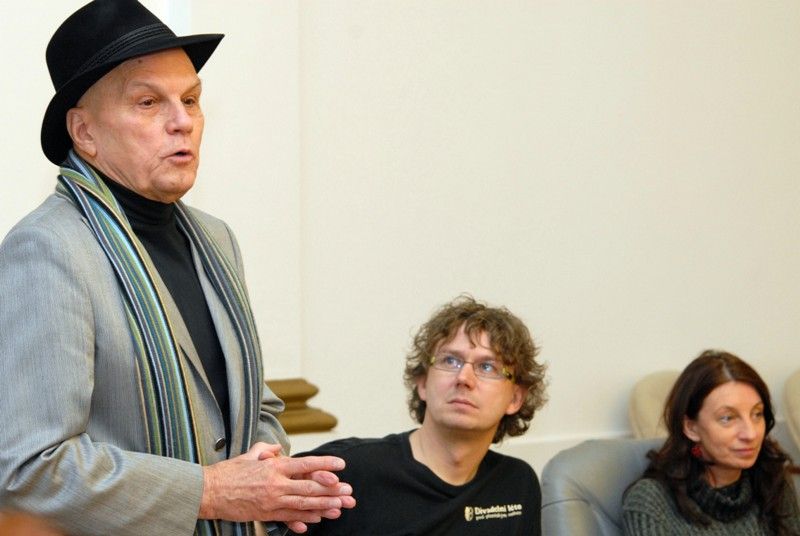 Divadelní léto se vrací na náměstí Republiky se Třemi mušketýry