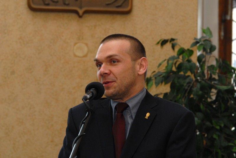 S cílem poděkovat plzeňským fotbalistů za vynikající reprezentaci Plzně nejen v Evropské lize pozvalo vedení města hráče a vedení klubu FC Viktoria na společné setkání, které se uskutečnilo ve čtvrtek (4.4.2013) odpoledne v obřadní síni plzeňské radnice.