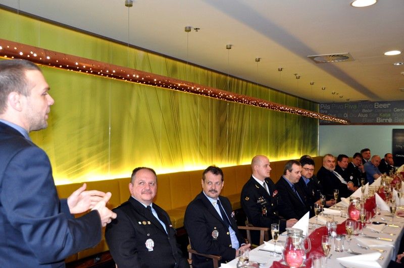 Více než dvě desítky ředitelů městských policií se ve čtvrtek 18. dubna 2013 sjely do Plzně, aby zde diskutovaly o společných problémech, které jejich sbory musí řešit. Přestože velikost měst, počet strážníků i rozpočty jednotlivých útvarů se liší, jako jeden z nejpalčivějších považují bezdomovectví. 