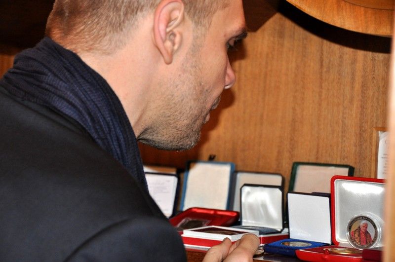 Z rukou biskupa Františka Radkovského převzal primátor Martin Baxa diecézní vyznamenání jako projev poděkování a vděčnosti za podporu rozvoje plzeňské diecéze. Slavnostní předání se uskutečnilo v úterý 28. května 2013 za přítomnosti všech pracovníků diecéze.