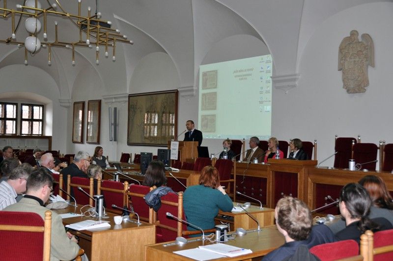 Odborná historická konference se věnuje událostem měnové reformy roku 1953