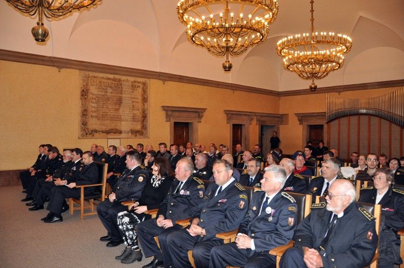 Plzeňští hasiči si 130 let založení hasičské župy připomněli v pátek 31. května 2013 jízdou historických vozidel. V pořadí pátá propagační jízda zavítala tentokrát také do Plzně, projela z Petákovy ulice přes Americkou třídu do prostoru U Branky, kde si patnáct historických hasičských vozidel a stříkaček tažených koňmi mohli prohlédnout náhodní kolemjdoucí, ale i zájemci o hasičskou techniku.